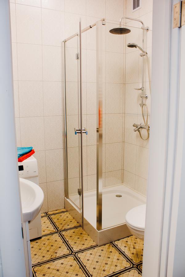 Vladimirskie Apartamenty In Center Of Брест Екстериор снимка